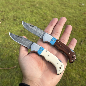 Cuchillo Plegable de Acero de Damasco de Grado Industrial UA Supplies con Punta Clip, Mango de Madera con Incrustaciones de Turquesa, Herramienta EDC para Caza y Actividades al Aire Libre 6.5 - Product Image 1
