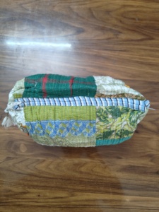 Colorful corn husk clutch Durable <b>makeup</b> pouch wholesale Soft portable puffer bag Lightweight cosmetic <b>case</b> handle - Product Image 3