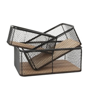 Panier à fruits décoratif en métal avec base en bois pour l'organisation du comptoir de cuisine et la décoration moderne de la maison - Product Image 1