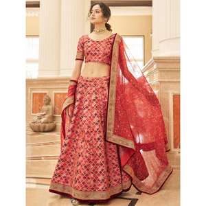 Increíble rojo bordado arte seda desgaste tradicional Lehenga Choli - Product Image 6