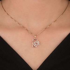 Collar con colgante geométrico minimalista de oro y diamantes para mujer – Elegante collar delicado de diseñador – Joyería de diamantes para uso diario - Product Image 2