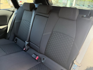 Toyota Corolla 18L Hybride Break avec caméra de recul, régulateur de vitesse adaptatif et transmission automatique - Product Image 5
