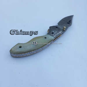High Hardness Portable Camping Survival Multifunctional <b>Knife</b> Customizable OEM Folding Damascus Steel Camel <b>Bone</b> <b>Handle</b> - Product Image 4