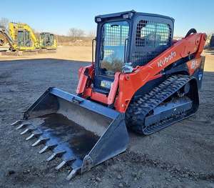รถตักล้อยาง Kubota SVL97-3 ใหม่/มือสอง รถตักล้อยาง Kubota SVL97-3 พร้อมหัวตัดไม้ รถตักขนาดเล็กแบบตีนตะขาบ - Product Image 1