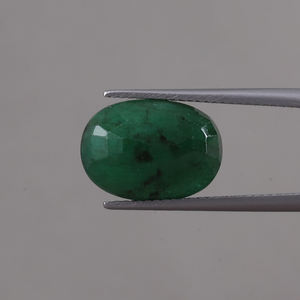 Esmeralda Natural Certificada IGI, Gema Suelta al por Mayor, Corte Ovalado de 6.78 Quilates, 14.5x10.5mm 6mm, Verde Premium Panna Light - Product Image 3