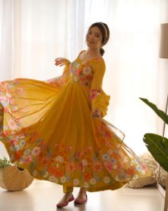 Meilleur prix, robe de soirée élégante et traditionnelle, costume pour femmes, vêtements indiens et pakistanais, dernières tendances, salwar kameez élégant et exclusif - Product Image 2