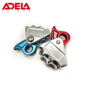 Dispositivo de Cuerda de Escalada Profesional de Aleación de Aluminio de Alta Resistencia ADELA de 17 mm, Modelo AK-010, Resistencia de 15KN, Material PP, Anclaje de Seguridad - Product Image 2