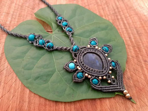 Collar de Macramé Hecho a Mano con Aleación de Zinc, Forma de Bola Budista, Estilo Boho Tribal, Cordón Ajustable, Joyería Artesanal - Product Image 5