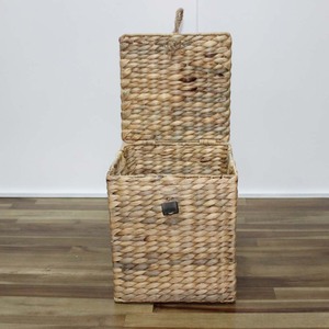 Hot Selling Natural Water Hyacinth Storage <b>Basket</b> With Hinged Lid And Handles Rectangle Shape For Laundry Storage Rustic Style - Product Image 6