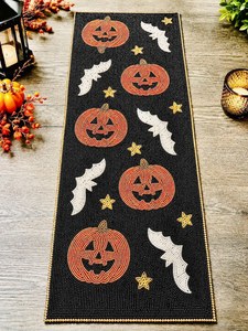Chemin de table rectangulaire en tissu fait main pour Halloween, noir, avec motifs originaux citrouilles, chauves-souris et étoiles, napperons et sous-plats - Product Image 6