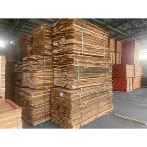 Planches de bois massif de qualité industrielle non taillées, parfaites pour les constructeurs, les charpentiers et les fabricants de bois - Product Image 1