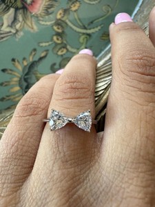 Anillo de Moissanita de 1 Quilate con Corte Trillón, Dos Piedras en Forma de Lazo, Chapado en Rodio, Plata 925 Original, Regalo de Cumpleaños para Amiga - Product Image 6