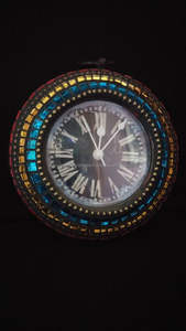 <b>Antique</b> <b>Style</b> Mosaic Glass Hanging Iron Wall <b>Clock</b> Single Face Modern Design with High Quality Metal Needle Display - Product Image 6
