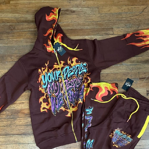 Conjunto de Chándal Personalizado con Estampado de Llamas, Sudadera con Capucha Unisex y Pantalones Acampanados, Ropa Urbana de Dos Piezas a Juego, Diseño de Grafiti con Colores Personalizados - Product Image 6