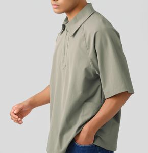 Polo ample personnalisé de haute qualité, décontracté, rayé, tricoté, pour homme, de luxe, bleu ciel, à manches courtes - Product Image 4