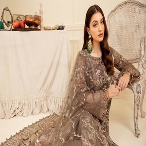 Designers pakistanais brodés en organza Shalwar Kameez costumes 3 pièces vêtements quotidiens décontractés pour femmes Kurti Lehenga pour les fêtes de filles - Product Image 4