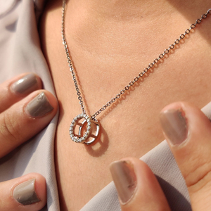 Collier Pendentif Cercle en Argent 925 Plaqué Rhodium avec Diamant pour Femme, Chaîne Géométrique Minimaliste, Idéal au Quotidien - Product Image 4