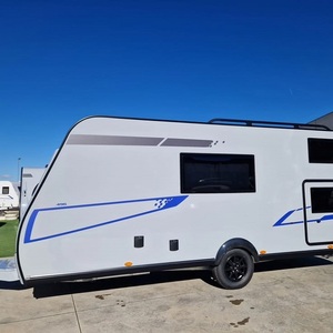 Caravane/Remorque de camping entièrement équipée, modèle Teardrop, avec cuisine coulissante, capacité 6 personnes, design moderne, en plastique. - Product Image 1
