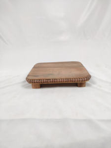 Plateau carré en bois durable et écoresponsable avec finition polie, couleur et taille personnalisables pour la décoration intérieure - Product Image 5