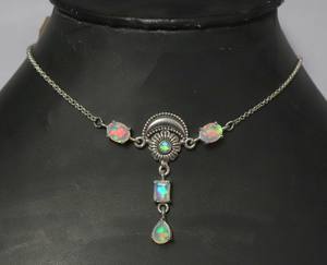 Collier en argent sterling avec opale de feu éthiopienne, bijou statement fait main, pendentif en pierre précieuse naturelle pour femme - Product Image 6