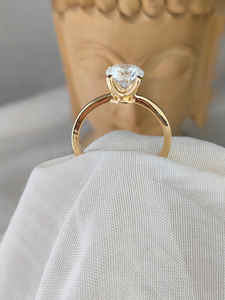 Anillo de Diamantes Redondos Brillantes con Diamantes Amarillos Vibrantes en Oro Amarillo – Una Combinación Perfecta de Estilo Clásico y Lujo Moderno - Product Image 2