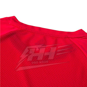 Design unique, prix abordable, respirant, haute qualité, uniforme de football 100% polyester, couleur personnalisée pour adulte - Product Image 4
