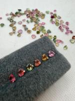 Tourmaline naturelle multicolore taille cœur 3,5-5,5 mm 39 carats, jeu de couleurs et d'étincelles, pour la création de bijoux sur mesure, Zehra Gems, origine africaine