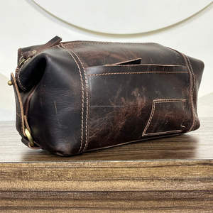 Neceser de cuero de grano completo Premium Kit de Dopp de estilo vintage con bolsillo deslizante externo Costura duradera y diseño listo para viajar - Product Image 4