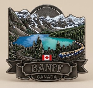 Pin Metálico Plateado de Banff, Canadá, Rectangular, con Grabado en Relieve, Souvenir de Alemania - Product Image 1