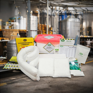 Kit professionnel anti-déversement d'hydrocarbures de 45 litres, boîte transparente, ensemble absorbant d'urgence avec tampons et chaussettes pour usage industriel et maritime - Product Image 1