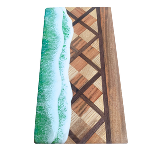 Planche à découper rectangulaire en bois avec design océanique en résine bleue, antidérapante, lavable au lave-vaisselle, non toxique, emballage individuel pour cuisine - Product Image 3