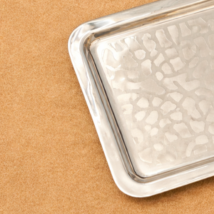 Plateau de service rectangulaire en argent martelé de luxe pour la restauration en gros, idéal pour les hôtels et restaurants, élégant pour les fruits et la présentation de la table. - Product Image 6