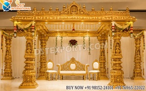 Mandap de mariage de style Grand Maharaja en or, pour cérémonie de mariage, à acheter. Mandap de mariage gujarati de luxe en bois sculpté pour grands événements au Royaume-Uni. - Product Image 5