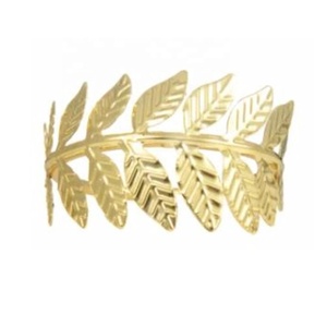 Servilletero Moderno de Aluminio con Diseño de Piña Dorado, Vajilla en Stock para Eventos Festivos y Decoración de Mesa - Product Image 6