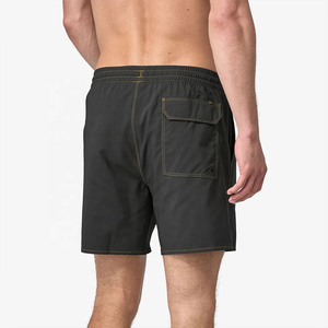 Shorts de sport pour homme en Spandex/Polyester, couleur unie, écologiques, séchage rapide, respirants, taille élastique, haute qualité, pour l'entraînement - Product Image 2