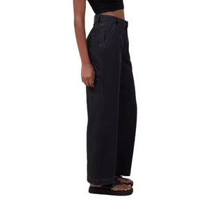 Jeans de Mujer Gris Oscuro Lavado, Pierna Ancha, Cintura Alta, Algodón Denim, Ajuste Holgado, Acabado Limpio, Tacto Suave, Pantalones Estilo Urbano - Product Image 3