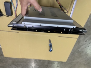 จอ LCD สำหรับตู้เกมแบบ Open Frame ขนาด 19 นิ้ว รองรับ CGA EGA VGA ความถี่ 15KHz-80KHz ไม่มีจุดแสงสว่าง ผลิตในไต้หวัน - Product Image 4