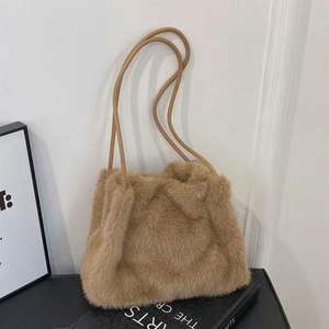 Bolso de hombro para mujer, bolso de piel de oveja, bolso de hombro de piel de oveja auténtica de Mongolia, bolso de mano con cadena de piel. - Product Image 3