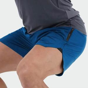 Venta al por mayor ligero deporte estiramiento 5 entrepierna gimnasio cordón pantalones cortos V corte dobladillo cremallera bolsillo poliéster elastano pantalones cortos hombres - Product Image 2