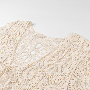 Cárdigan de punto abierto con mangas acampanadas florales de alta calidad, estilo bohemio, top de verano con cuello redondo y longitud corta para mujer. - Product Image 3
