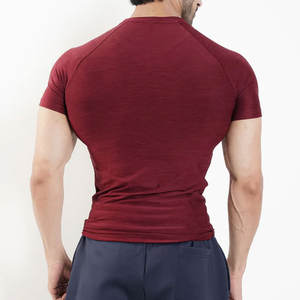 Camiseta Deportiva de Manga Corta para Hombre, Corte Ajustado, Poliéster Grueso, 320 g/m², Transpirable, con Estampado, para Gimnasio y Entrenamiento - Product Image 3