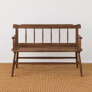 Banc Windsor de luxe en teck massif, avec dossier à tiges modernes et barre supérieure crantée - Product Image 1