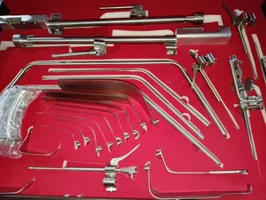 Système d'Écarteurs Thompson Complet : Kit d'Instruments Chirurgicaux Auto-Retenants pour Chirurgie Abdominale et Thoracique - Product Image 6