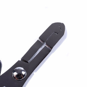 Pince professionnelle en métal de 4 mm en forme de U pour une application précise des micro-anneaux, outil essentiel pour les extensions de cheveux humains en salon - Product Image 4