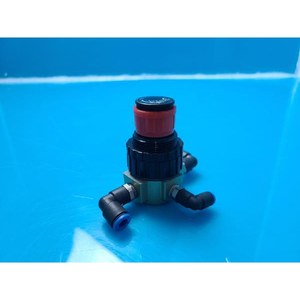 Vanne de commande pneumatique TACO R31-100-0000 utilisée comme pièce détachée pour équipement semi-conducteur Legacy - Product Image 5