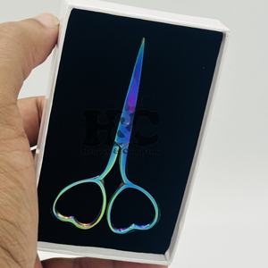Nuevas llegadas Tijeras de corazón con caja de embalaje Plasma de arco iris Tijeras de cutícula de acero inoxidable sostenible Tijera de corazón de tendencia superior - Product Image 6