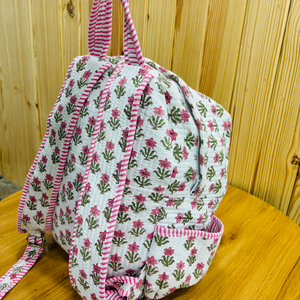 Premium cotton quilted backpack floral block print travel daypack lightweight women <b>college</b> office backpack custom size manufact - Product Image 3