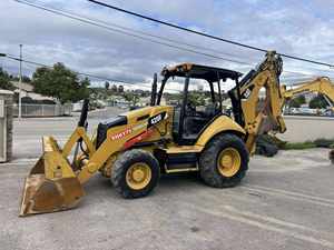 Venta al por Mayor de Cargadora CAT 420F Usada a Precio Económico, Cargadora de Ruedas Caterpillar de Segunda Mano en Buenas Condiciones - Product Image 5
