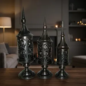 Support de bougie en fer avec design perforé, décoration d'intérieur durable - Product Image 2