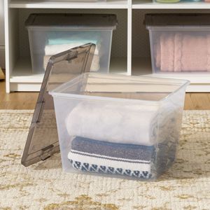 Contenitori di plastica da 36 Qt con coperchi, impilabili, confezione da 6 - Product Image 4